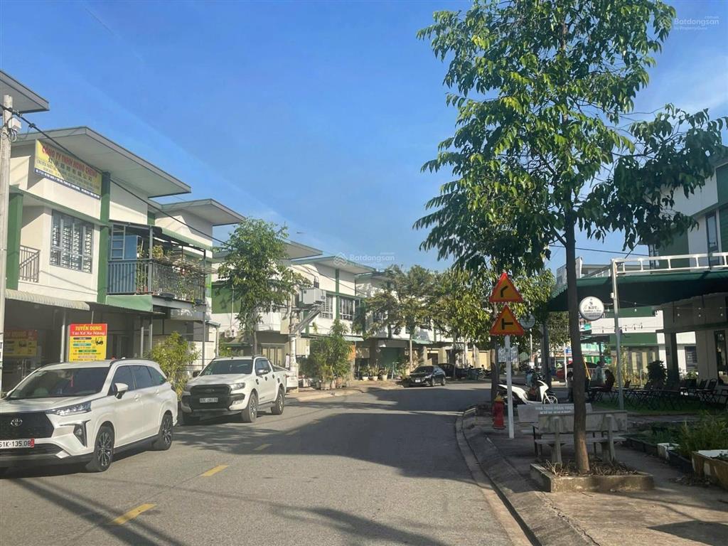 Bán nhà biệt thự 2pn 2wc tại oasis city, 1,58 tỷ, 80m2