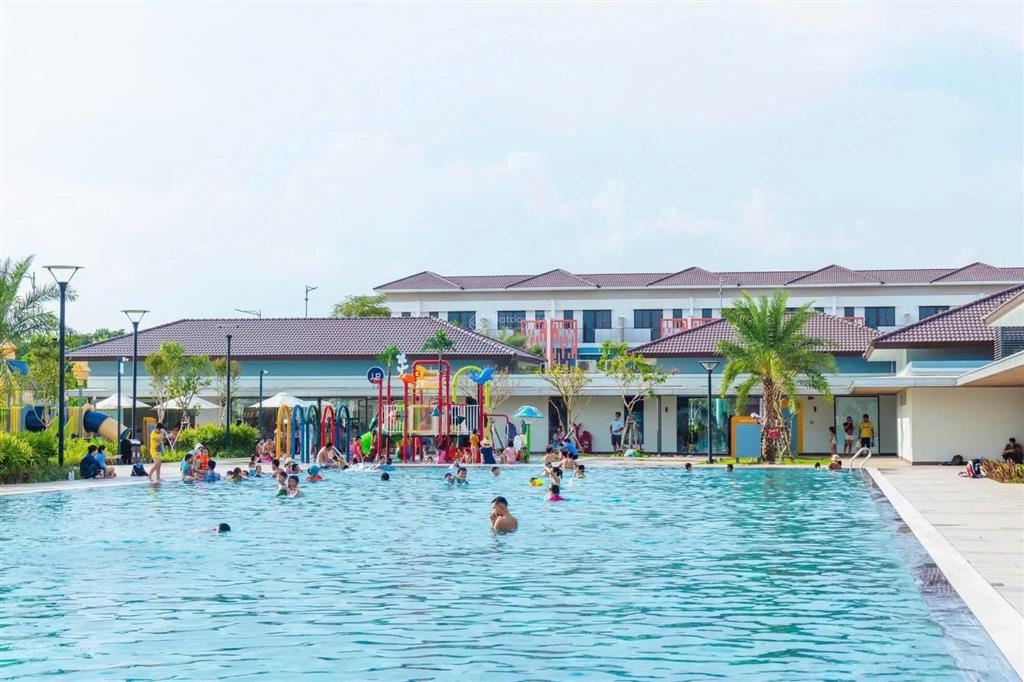 Bán gấp biệt thự sun casa central, 6,6 tỷ, 250m2, 4pn, 4wc, khu đô thị vsip 2