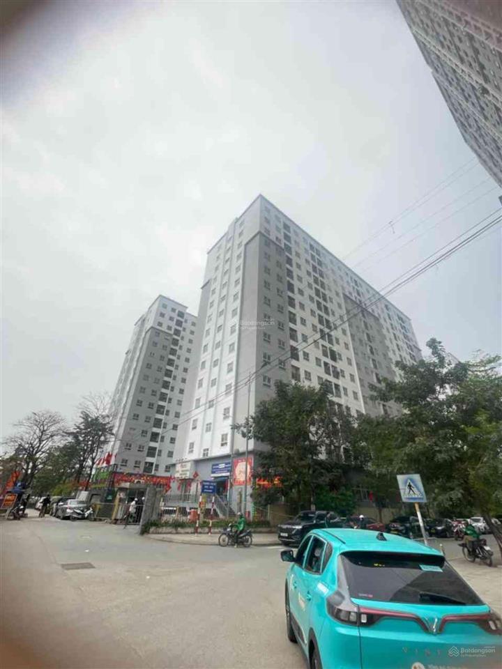 Cực hiếm  hơn 2 tỷ  sổ đỏ sang tên ngay chính chủ chuyển đổi nhà to hơn cần
bán nhanh căn chung