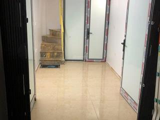 Cho thuê nhà nguyên căn ngõ 77 bùi xương trạch 3 tầng + tum