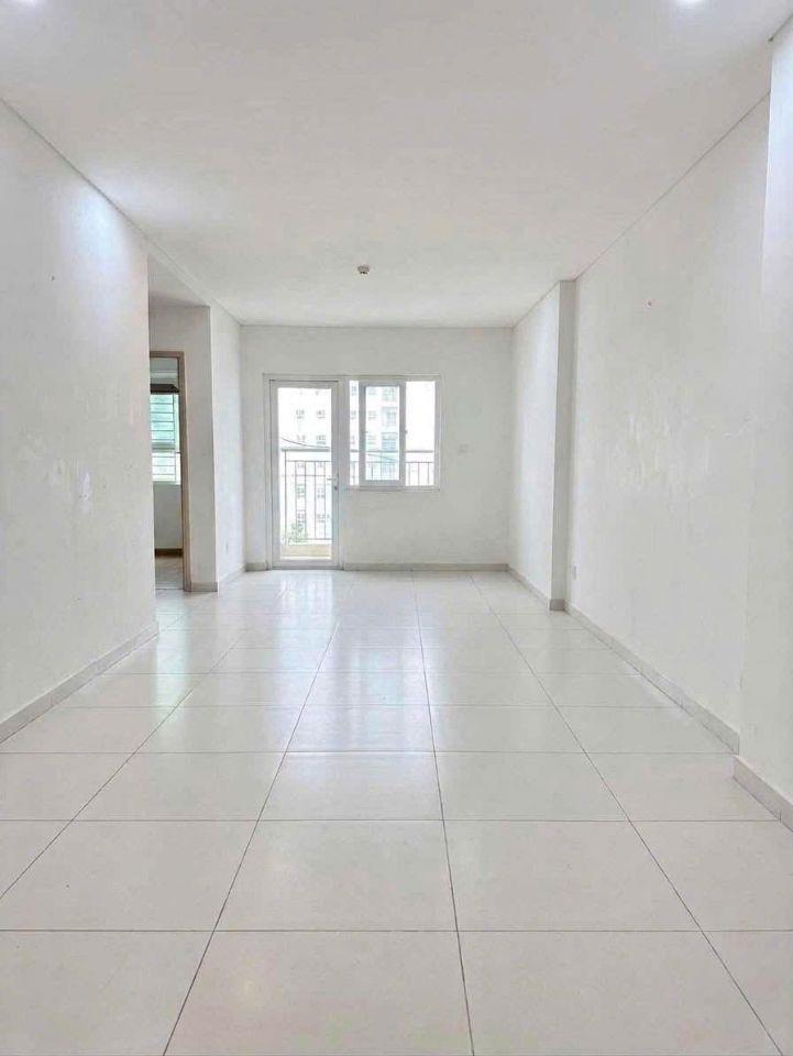 Chính chủ cần tiền muốn bán gấp căn hộ 2Pn tại Thanh Hà-Hà Đông. 