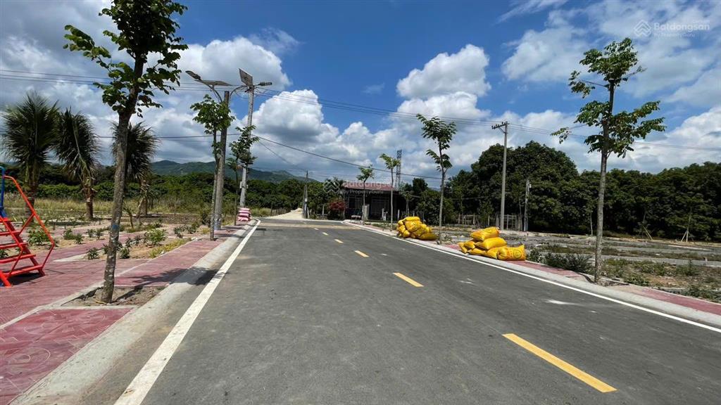 Bán nhanh lô đất vĩnh phú, cam lâm ven vinhomes dt 212m2, full thổ cư, đất cao ráo, giá 850tr