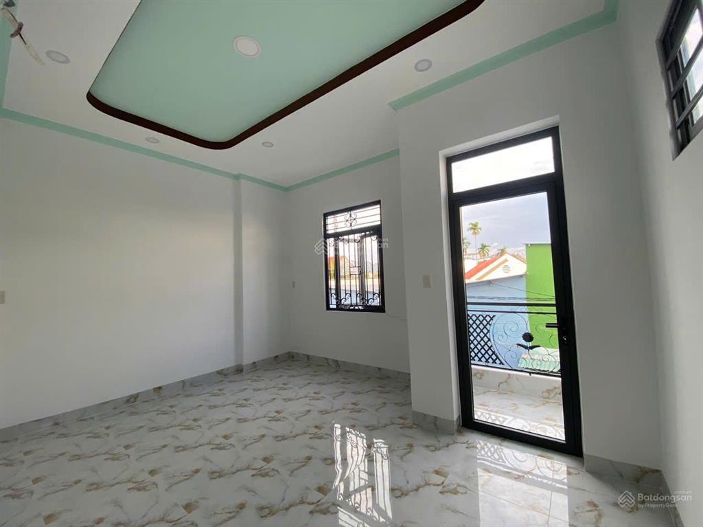 Bán căn nhà 3 tầng cầu dứa phú nông, vĩnh ngọc dt 75,9m2 ngang 5m, hẻm 3m, giá 4,6 tỷ