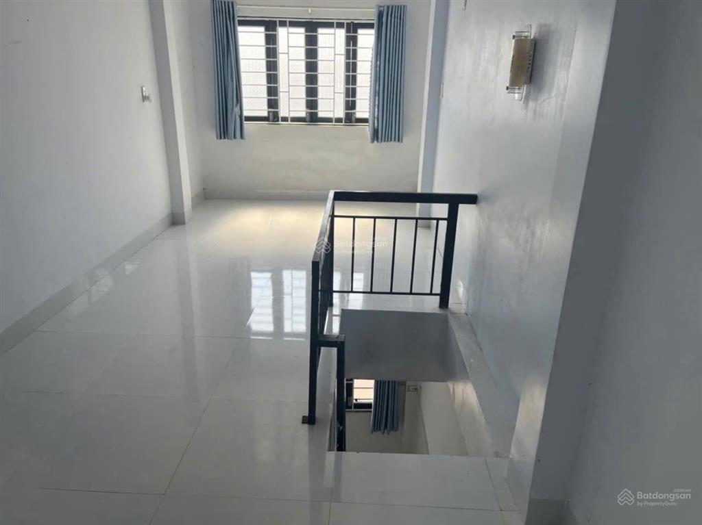 Chỉ 1,9 tỷ sở hữu ngay căn nhà tại trung tâm tp dt 59,4m2, có dòng tiền thuê 3tr/tháng, gần biển