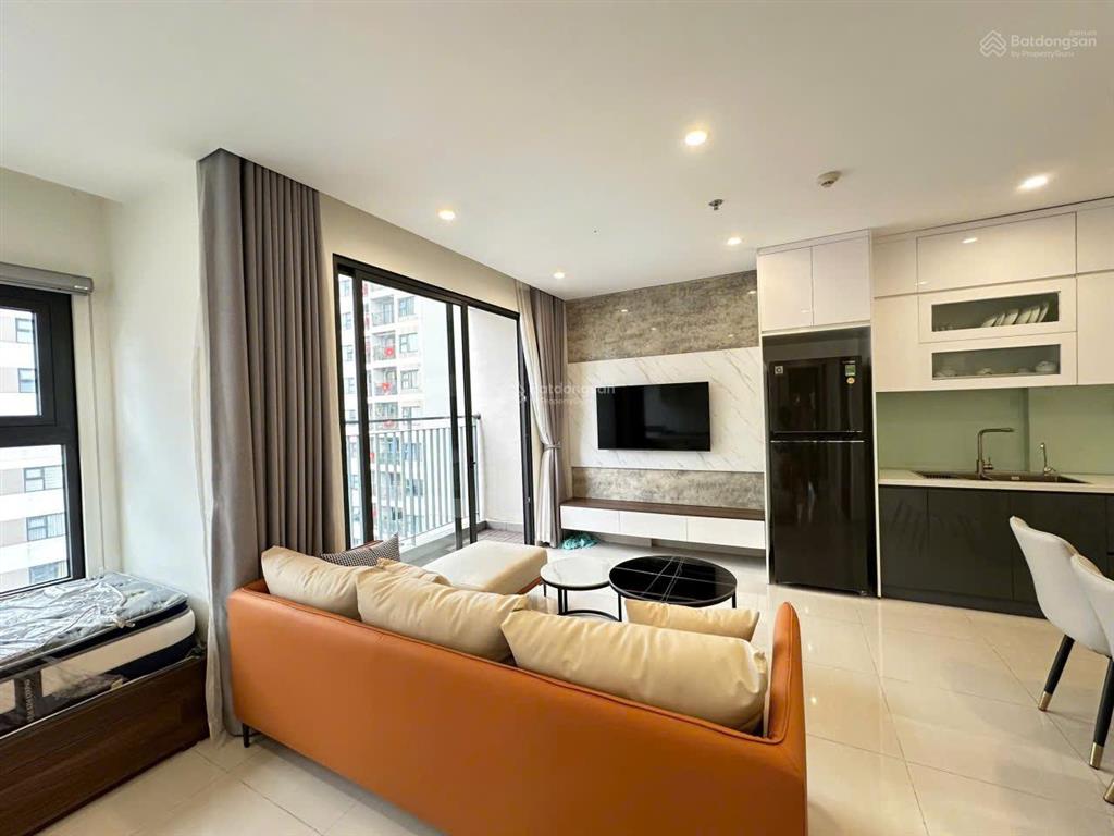 Chính chủ bán căn vinhomes ocean park 1, căn góc 2n2vs diện tích 63m2, giá 3,8 tỷ