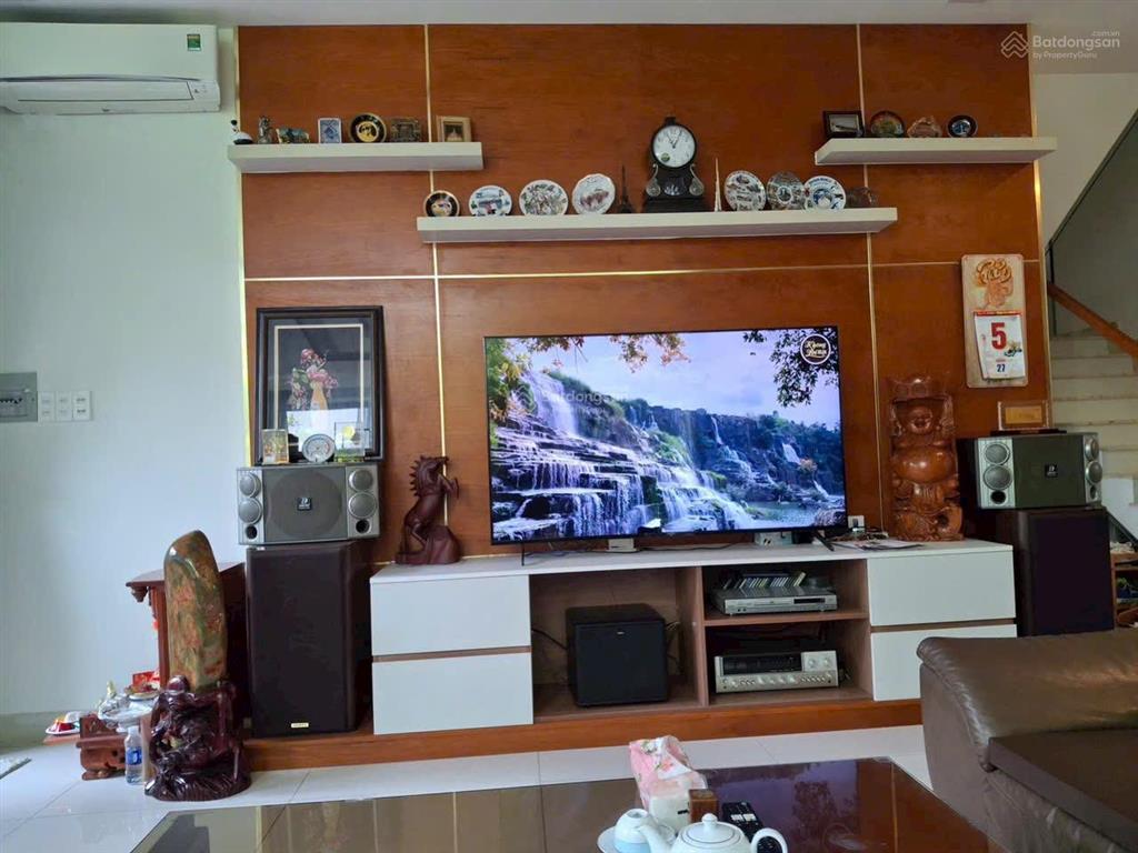 Bán biệt thự 200m2, 18 tỷ vnd tại khu đô thị mới đông tăng long, quận 9, tp. hcm
