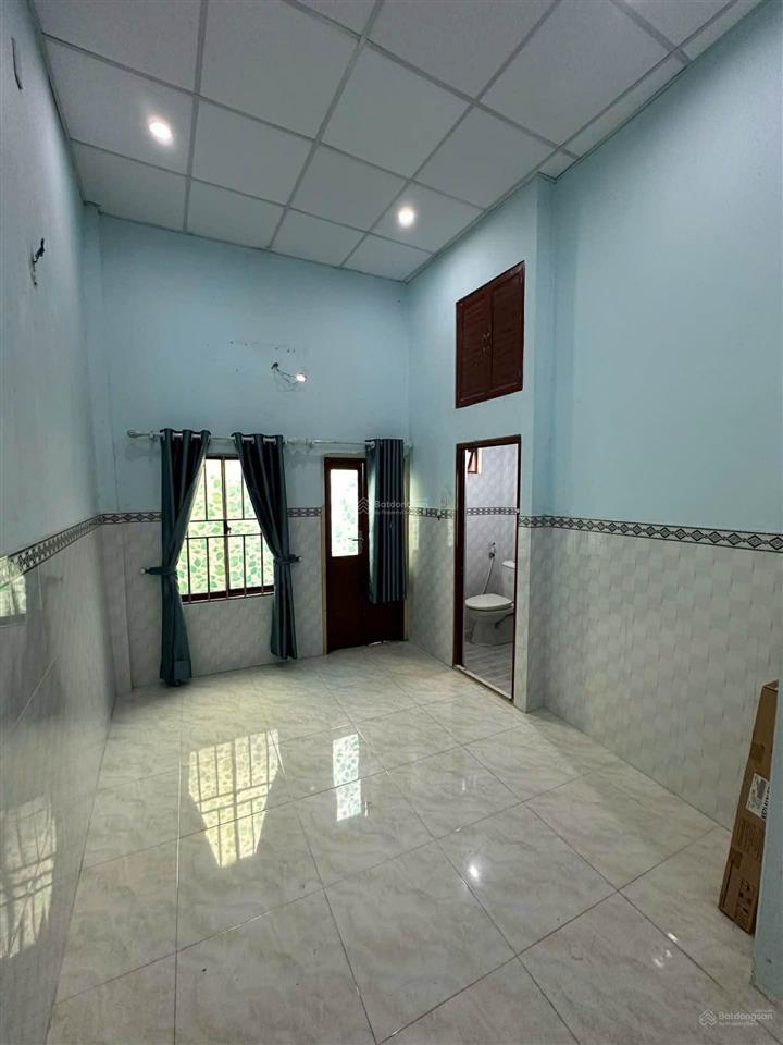 Bán nhà quận tân bình, hẻm 4m thông, dt 70m2, khu vip bàu cát, chỉ hơn 6 tỷ