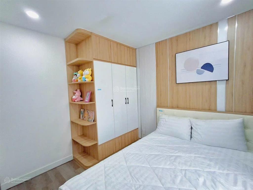 Nhà ở xã hội đầy đủ nội thất, 2 phòng ngủ. giá cả sổ 1,45 tỷ