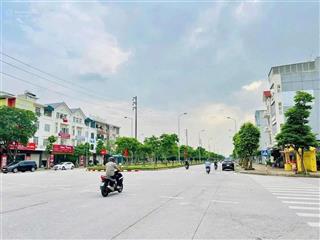 Bán đất lô góc chính chủ đường trường chinh