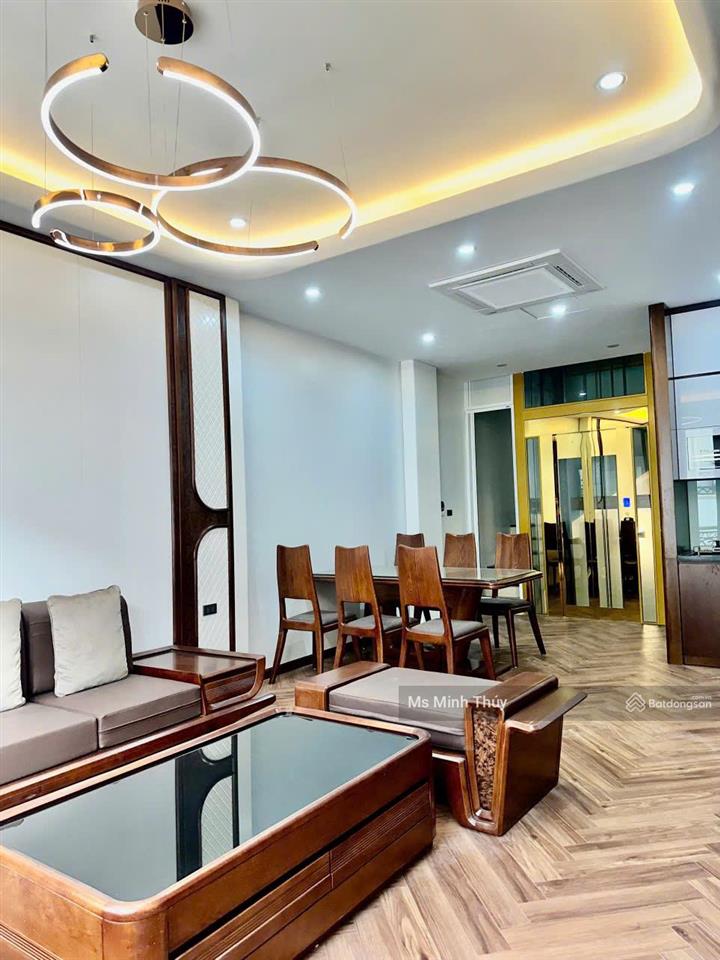Chính chủ gửi bán lk 7 tầng 45m2 tại phố vạn phúc. nhà full đẹp phân lô ô tô tránh vỉa hè giá 21 tỷ