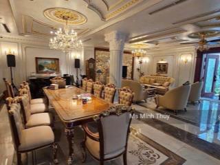 Bán nhà liền kề lô góc kdt văn phú 180m giá 54 tỷ