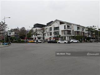 Bán biệt thự vip an qúy villa dương nội mặt sau lê quang đạo dt 200m2 vỉa hè rộng giá 50 tỷ