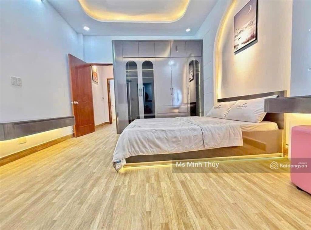 Bán nhà lô góc 4 tầng 35m2 ở lương ngọc quyến ô tô vào nhà kinh doanh tiện ích giá nhỉnh 11 tỷ