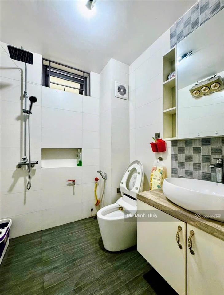 Bán nhà lô góc 4 tầng 35m2 ở lương ngọc quyến ô tô vào nhà kinh doanh tiện ích giá nhỉnh 11 tỷ