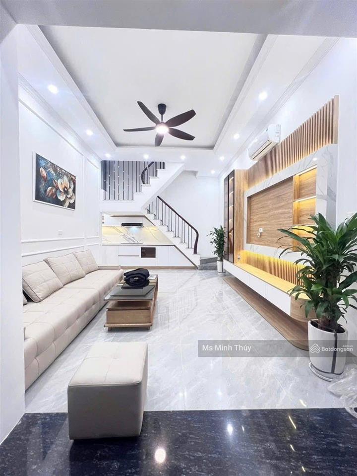 Bán nhà riêng 4 tầng ở chiến thắng, văn quán, hđ. diện tích 56m2 giá 12 tỷ