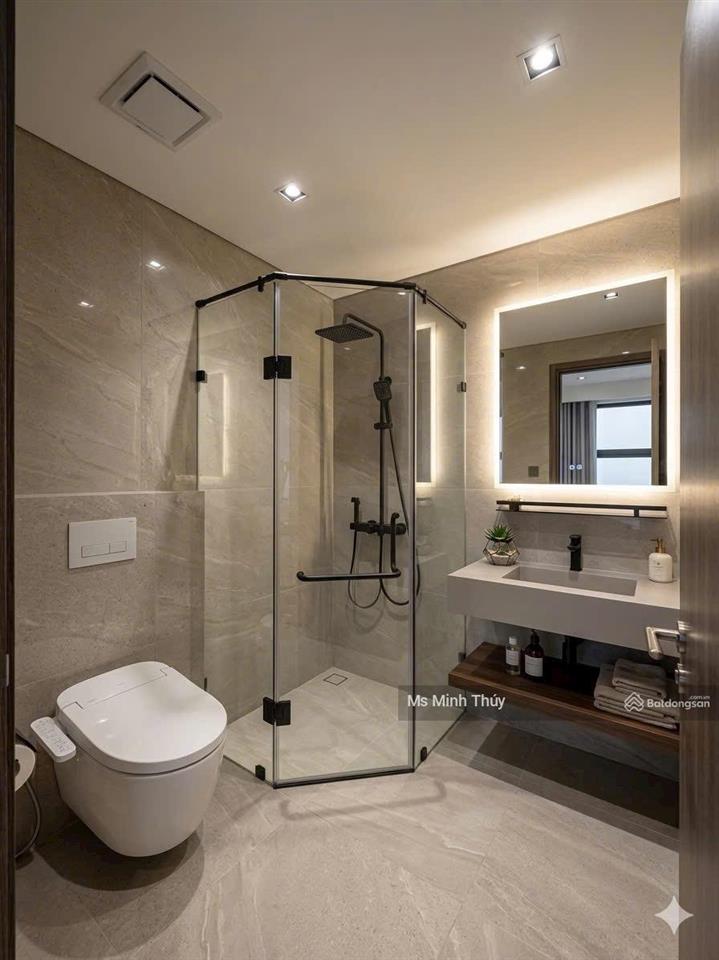 Bán căn hộ cc 2pn, 2wc, 75m2 tại c14  bộ công an, giá cực chất 5,6 tỷ