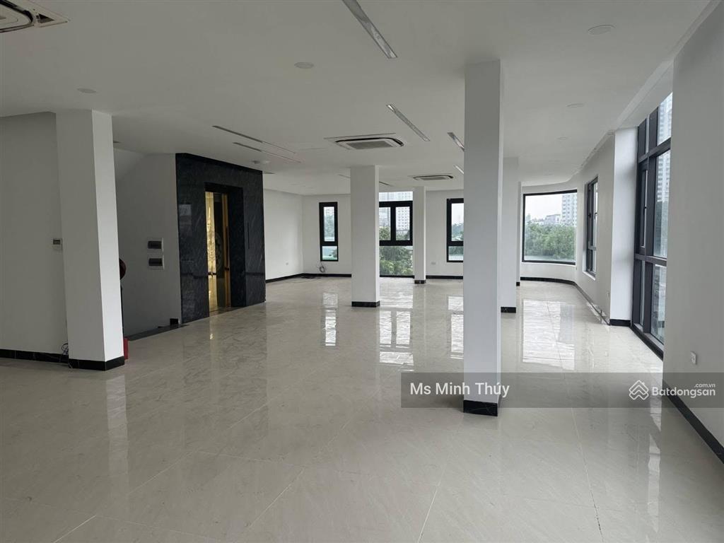 Chính chủ gửi bán lô góc 212m2 xây 7 tầng thang máy kinh doanh siêu hot tại tổng cục 5 tân triều.