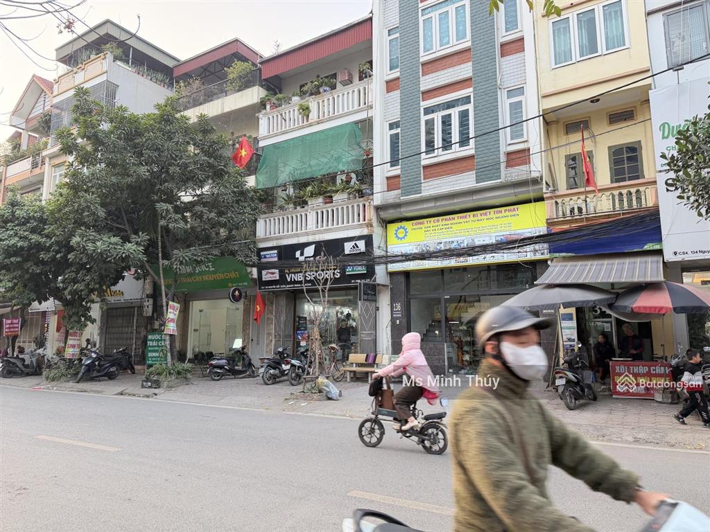 Chính chủ cần bán đất khu đông dưa, hà đông dt 50m2, mặt tiền 4,5m giá 12 tỷ