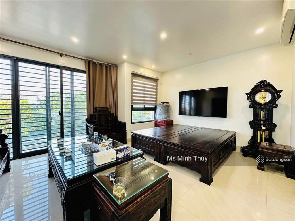Bán gấp biệt thự an vượng dương nội 180m2 nhà 4 tầng, 3 mặt thoáng, thang máy, giá 77 tỷ