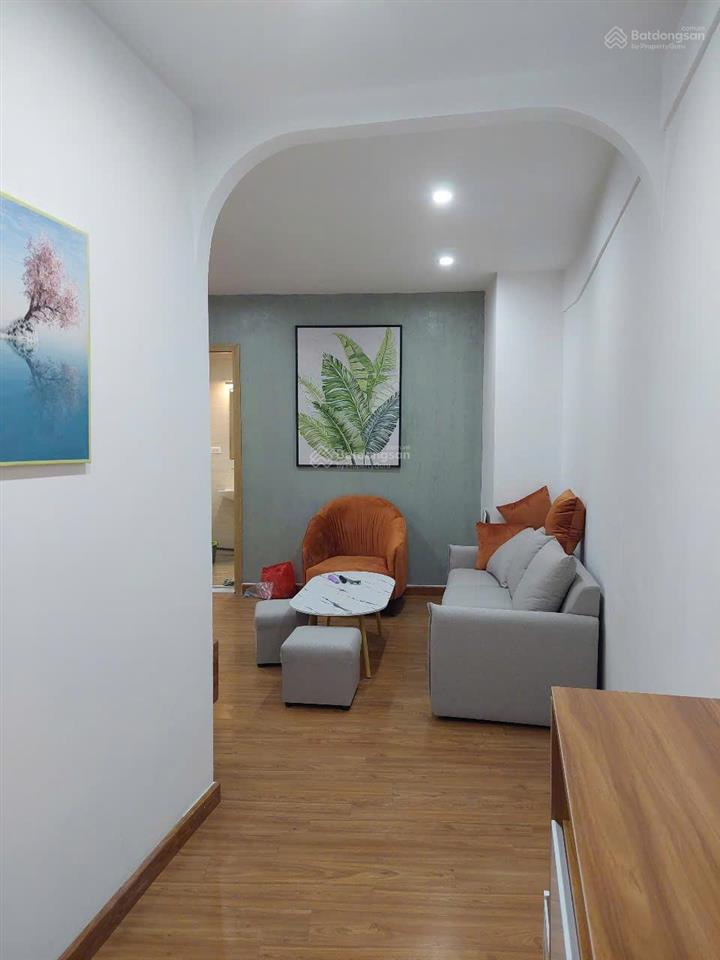 Gia đình chuyển công tác cần bán chung cư tsqeuroland, mỗ lao, 70m2, 2pn+1wc, giá 4 tỷ bao phí