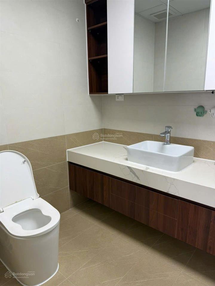 Bán căn góc 3pn, 2wc, 120m2 tại intracom1 trung văn, giá ưu đãi 8,5 tỷ