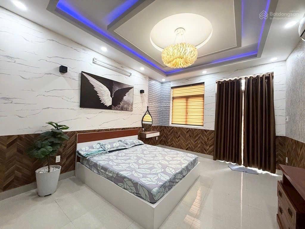 Bán nhà riêng quận gò vấp hẻm 8m gần emart  khu phân lô  quang trung  p8 65m2 4x16m 4t 4pn, 5wc