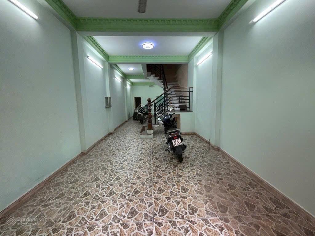 Bán nhà quận tân phúhẻm ô tô 7mgiáp q11sát mt lê thậnp.phú thạnh75m24,1x194tầng sân thượng