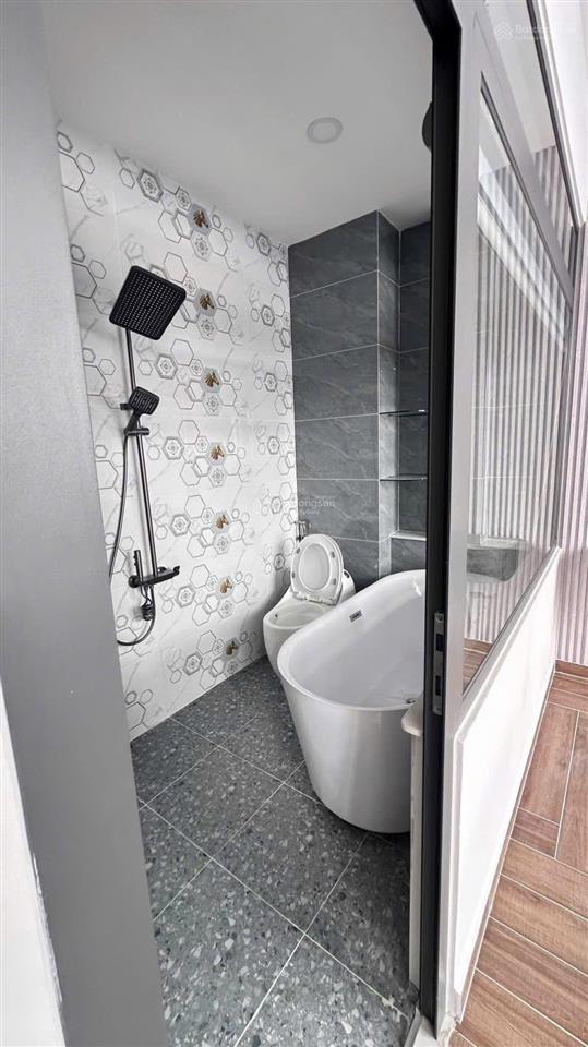 Bán nhà riêng gò vấphẻm ô tôgần emartsát mt đường nguyễn tư giảnp1262m26x114tầng