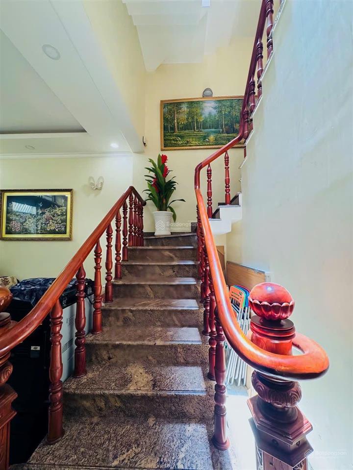 Bán nhà riêng quận tân bìnhhẻm ô tôkhu phân lôsát mặt tiền phạm văn bạchp1561m24,2x153tầng