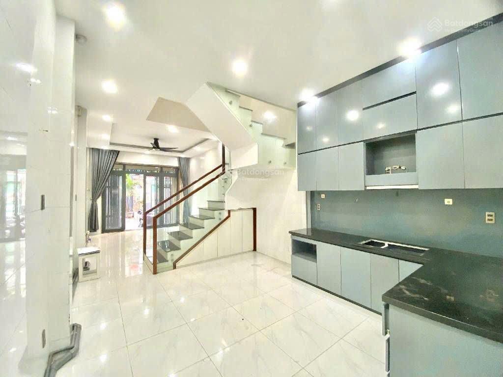 Bán nhà riêng quận tân phúhẻm ô tô 8mtiện kdsát mặt tiền tân hươngp.phú thọ hoà54m24x144tâng