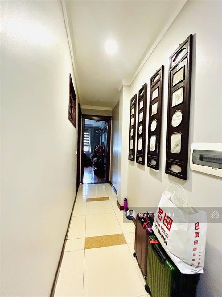 Bán gấp nhà mặt phố tây hồ 7 tầng thang máy, mt 5.2m, kinh doanh đỉnh, giá 45 tỷ