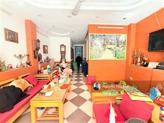 Phân lô ô tô tránh  kd sầm uất  gara ô tô, khu vực dân trí cao toàn quan chức ở  ô chờ thang máy