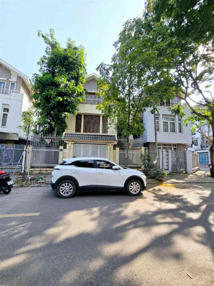 Bán biệt thự kđt văn phú, hà đông 200m²3 tầng39 tỷ, ô tô  kinh doanh