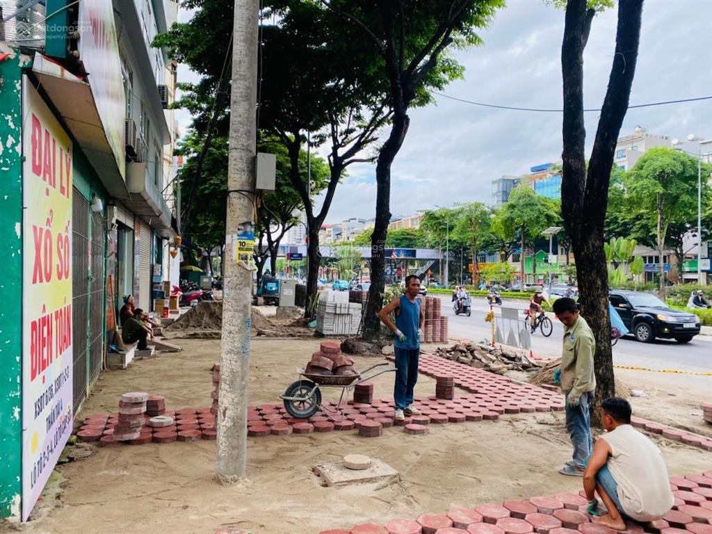 Bán nhanh siêu phẩm 350m2 mặt phố võ chí công