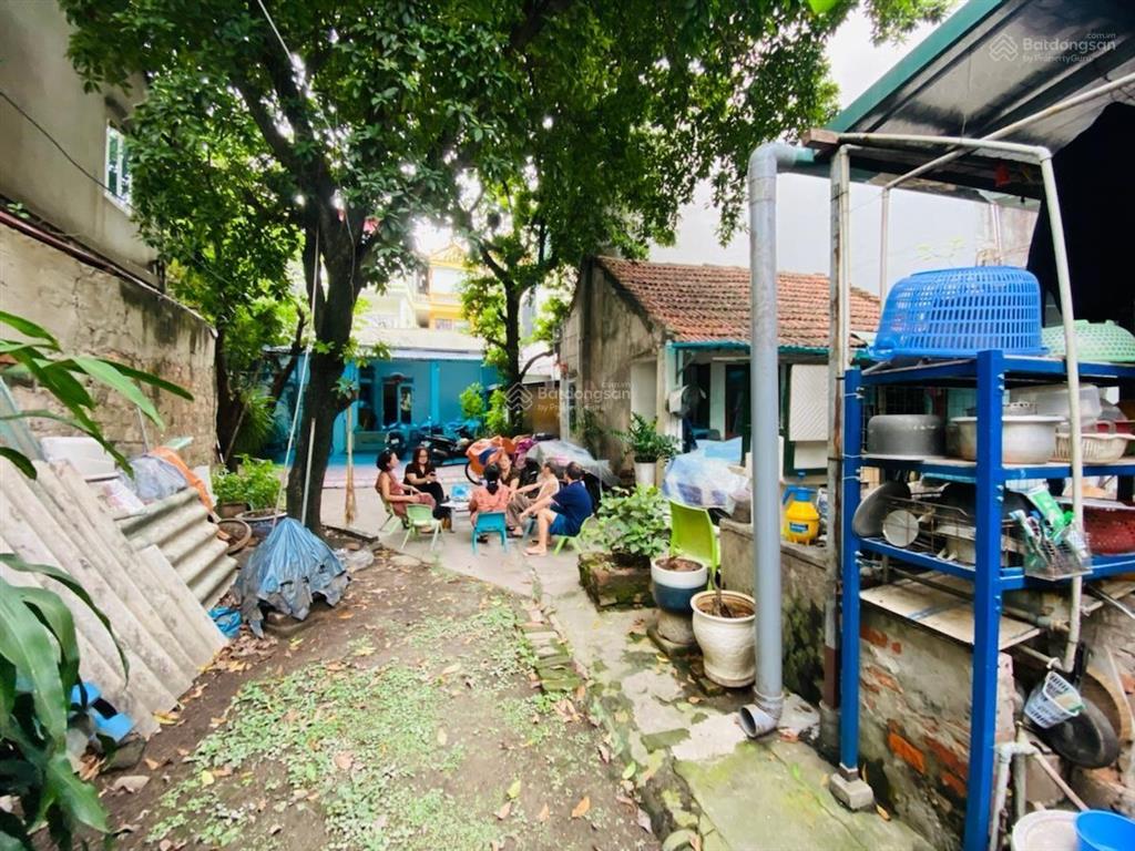 Bán nhanh siêu phẩm 350m2 mặt phố võ chí công