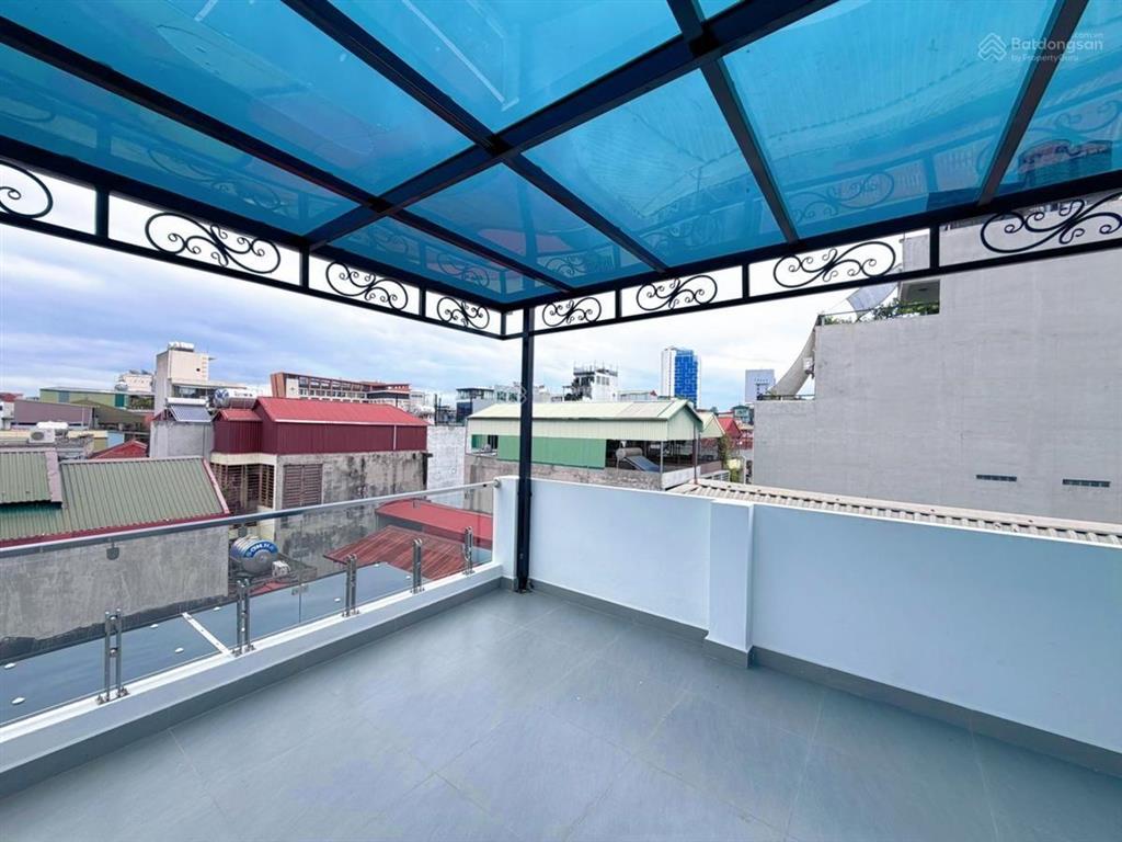 Bán nhà trung liệt 6 tầng thang máy ô tô vào nhà