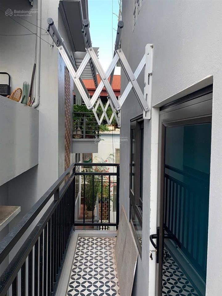 Bán gấp 51m2 6 tầng thang máy phố đội cấn