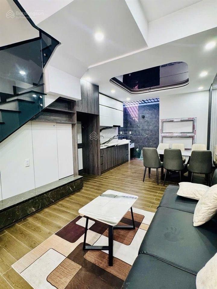 Bán nhà trường lưu long trường thủ đức 53m2, 3 tầng, 4pn, đường ô tô quay đầu, giá 5  6 tỷ