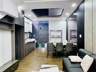 Bán nhà trường lưu long trường thủ đức  53m2, 3 tầng, 4pn, đường ô tô quay đầu, giá 56 tỷ