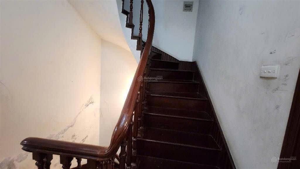 Bán nhà mặt ngõ 133 xuân thủy, 46m x 5 tầng, ngõ kinh doanh, oto vào nhà