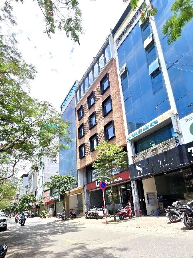 Giá rẻ ! mặt phố nguyễn khang dt 95m2 * 8 tầng thang máy, thông sàn vỉa hè đá bóng  giá 50,2 tỷ.
