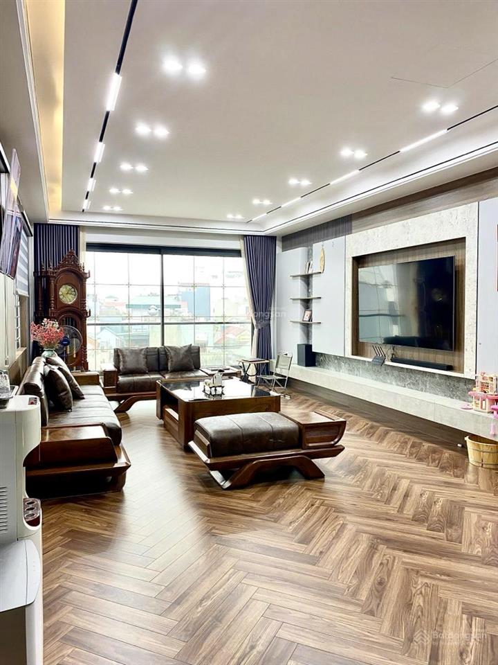 Bán nhà kim mã 59m2 * 8t xây mới  ô tô tránh vỉa hè kinh doanh văn phòng, khu vip ở sướng.