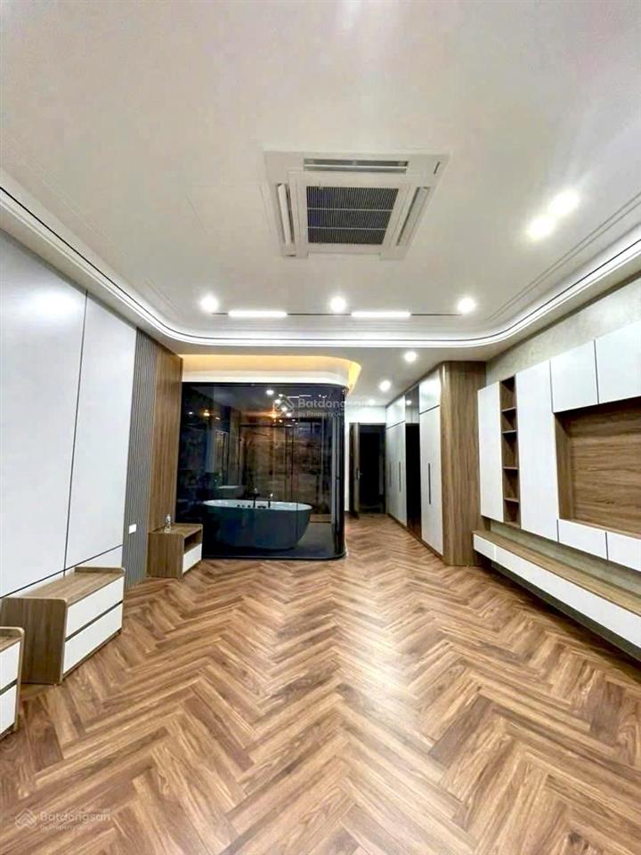 Bán nhà kim mã 59m2 * 8t xây mới  ô tô tránh vỉa hè kinh doanh văn phòng, khu vip ở sướng.