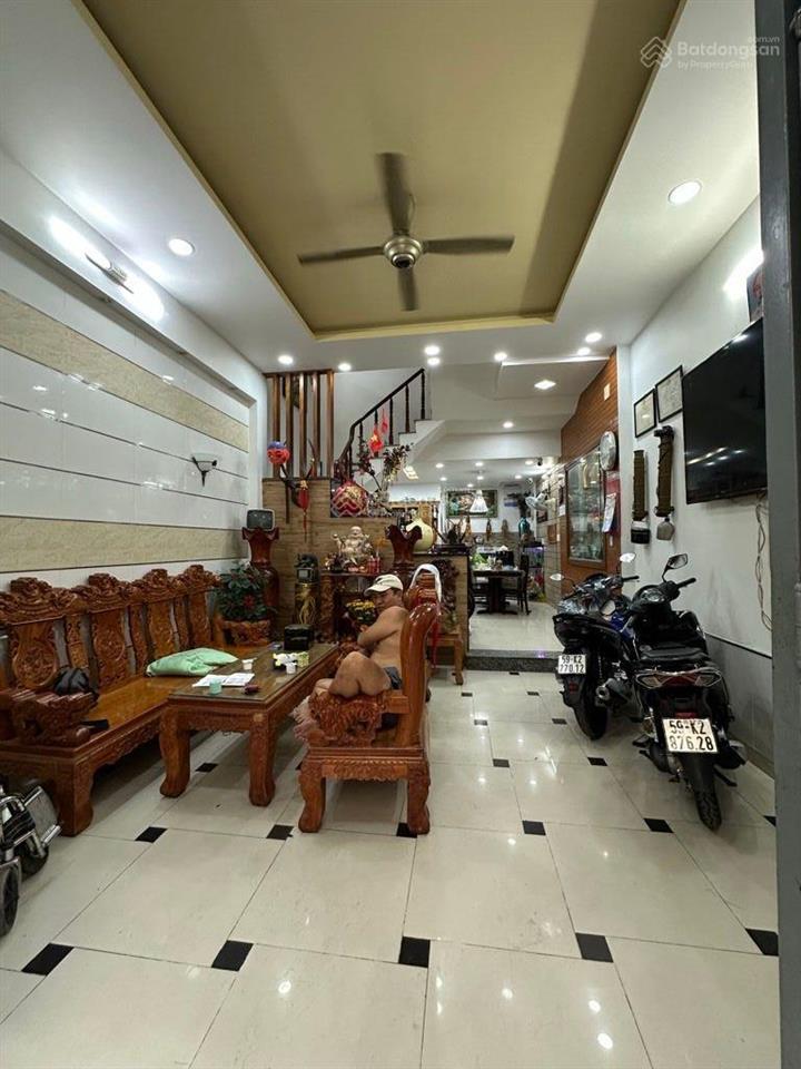 Nhà đẹp khu vip tên lửa  hẻm ô tô  giáp q6 3p ra aeon mall  4 tầng  dtsd  170m2  chỉ 7.3 t