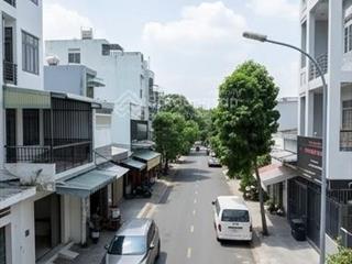 Ngộp bán mặt tiền tây sơn ngay chợ tân hương kinh doanh sầm uất ngày đêm  5 tầngvuông đét 4 x 18