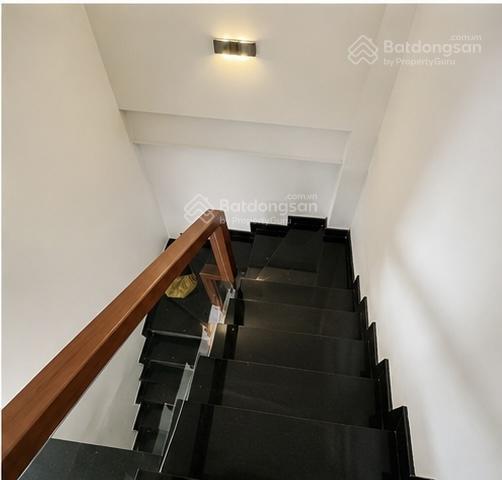 Trung tâm q5  ngay nguyễn trãi  trần bình trọng  4 tầng nở hậu gần 5m dtsd  139m2  chỉ 6.8 t
