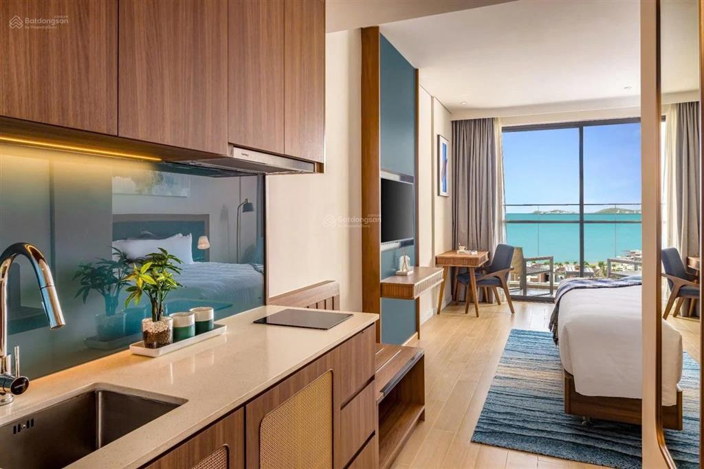 Bán căn hộ view biển tại charm resort long hải, 2,7 tỷ, 42 m2 full nội thất