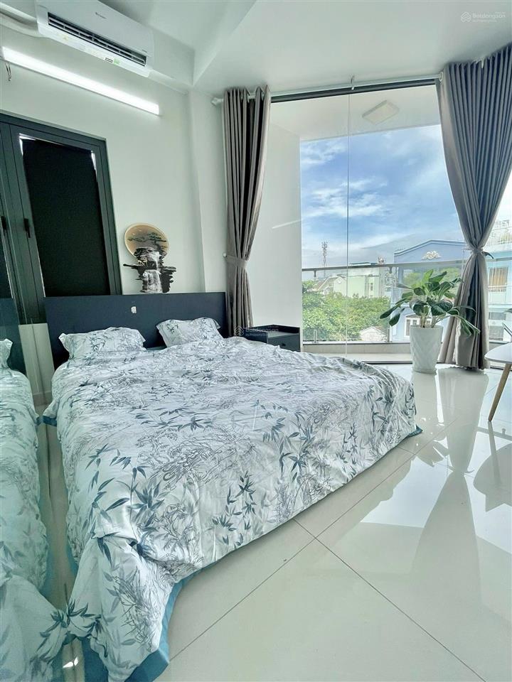 Cho thuê phòng trọ dạng 1pn ban côngtách bếp,38m2,ngay ngô đức kế,gần chợ bà chiểu,full nội thất