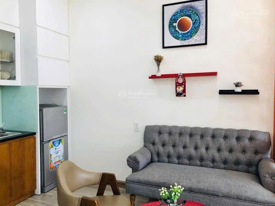 Cho thuê căn hộ dịch vụ ngay trung tâm bình thạnh,nguyễn văn đậu,ban công thoáng,full nội thất