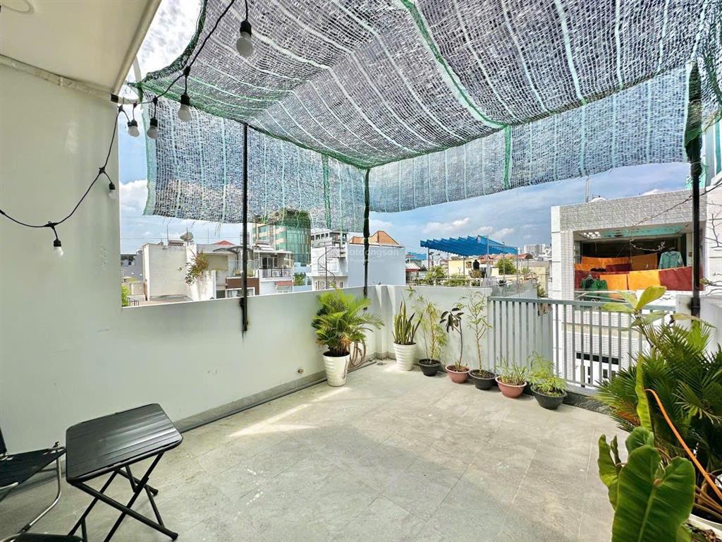 Cho thuê penthouses 1pn,2bancol,60m2,ngay phan xích long,gần ngã 4 phú nhuận,q1,q3,bt,full nội thất